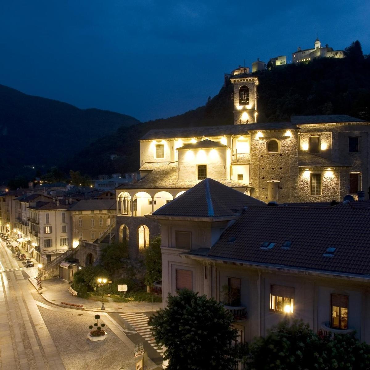 Albergo Italia Varallo Exterior foto