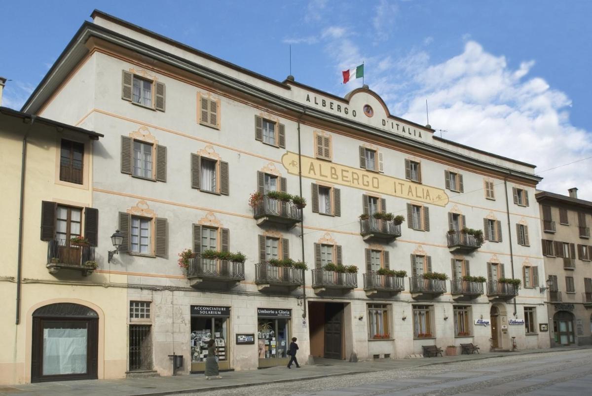 Albergo Italia Varallo Exterior foto