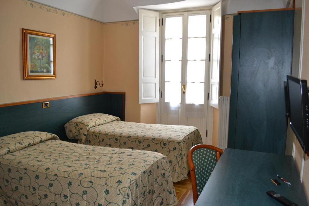 Albergo Italia Varallo Zimmer foto